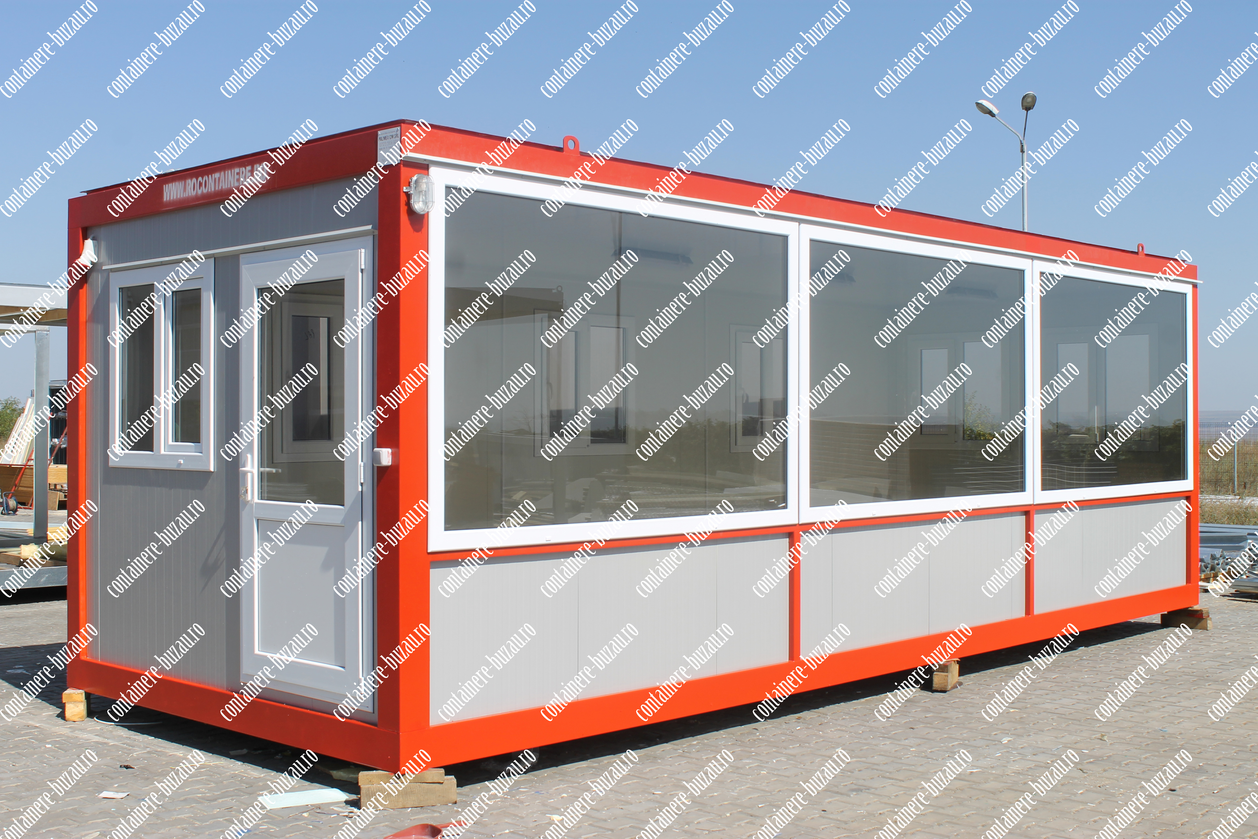 containere maritime pret Buzau